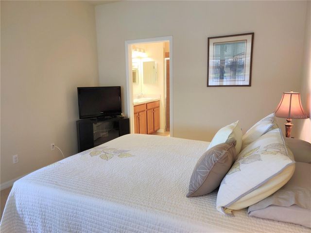 11997 TEMPEST HARBOR LOOP, Venice, FL 34292