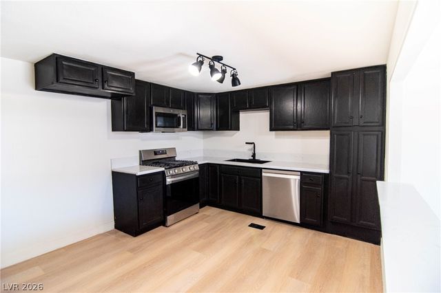 3485 Cactus Springs Drive, Las Vegas, NV 89115