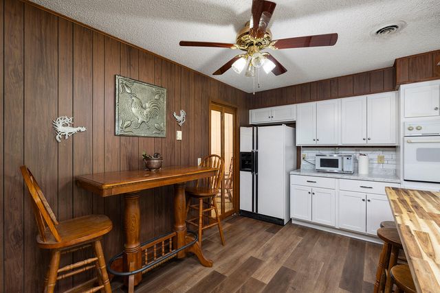 604 North Claud Avenue, Bolivar, MO 65613