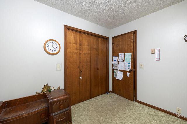604 North Claud Avenue, Bolivar, MO 65613