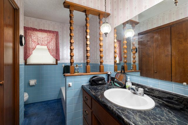 604 North Claud Avenue, Bolivar, MO 65613