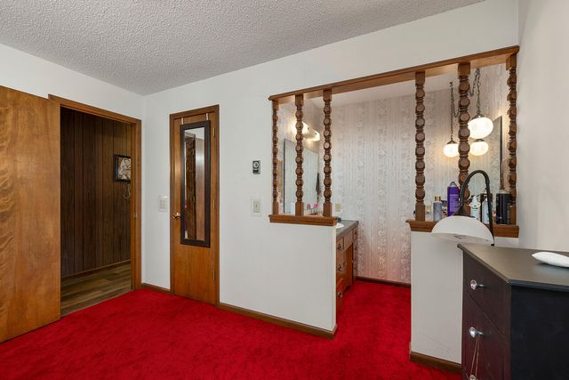 604 North Claud Avenue, Bolivar, MO 65613