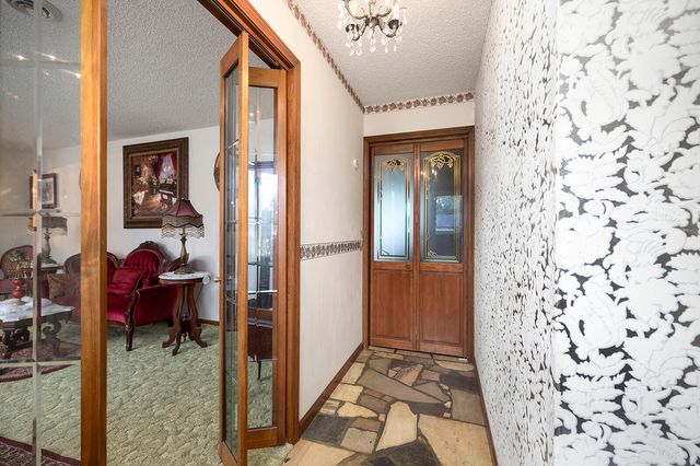 604 North Claud Avenue, Bolivar, MO 65613