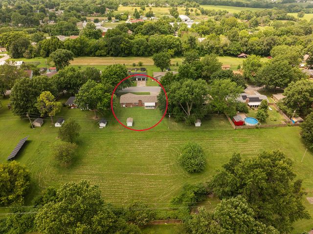 604 North Claud Avenue, Bolivar, MO 65613