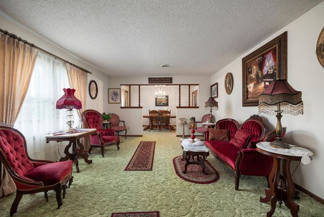604 North Claud Avenue, Bolivar, MO 65613