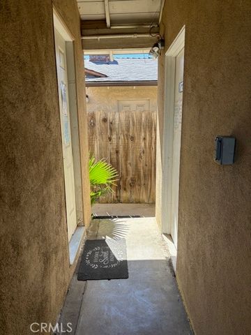 6932 Tobias, Van Nuys (los Angeles), CA 91405