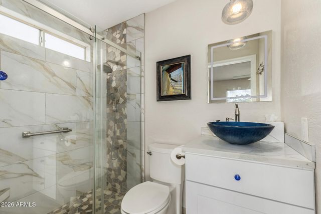 4901 W WAGONER Road, Glendale, AZ 85308