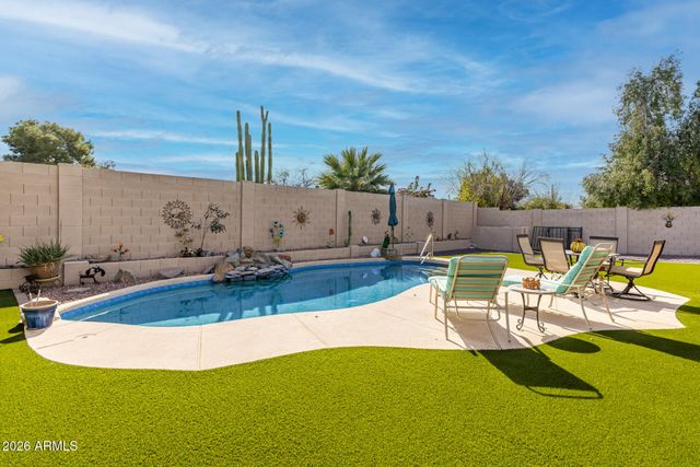 4901 W WAGONER Road, Glendale, AZ 85308