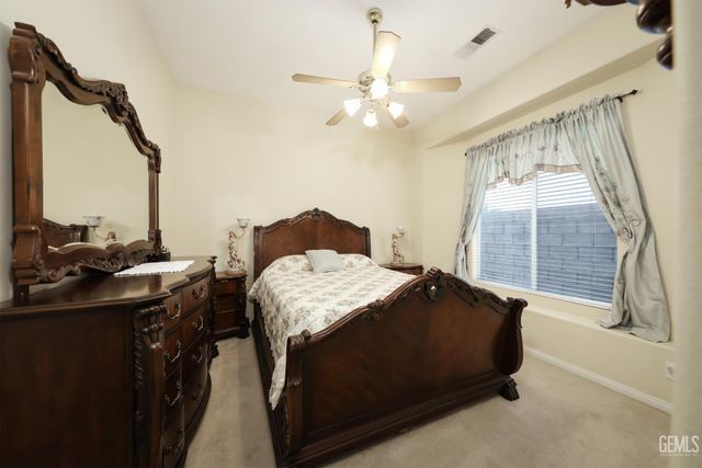 11100 Eagle Rock Drive, Bakersfield, CA 93312