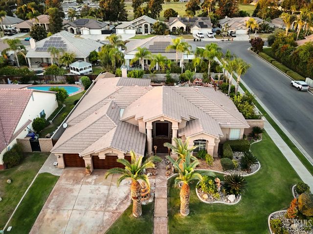 11100 Eagle Rock Drive, Bakersfield, CA 93312