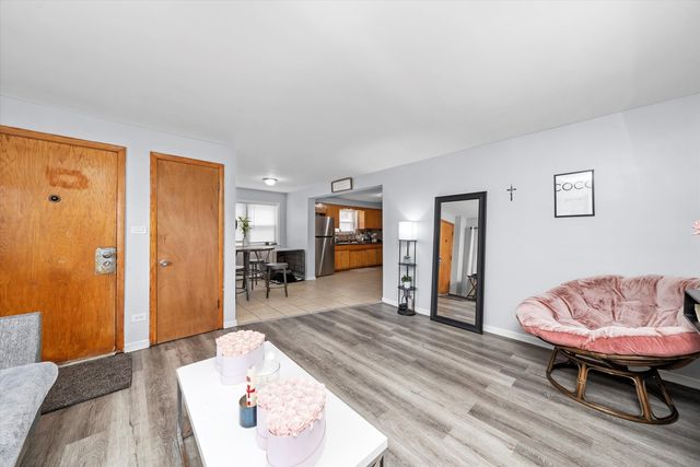 3827 Scoville Avenue, Berwyn, IL 60402