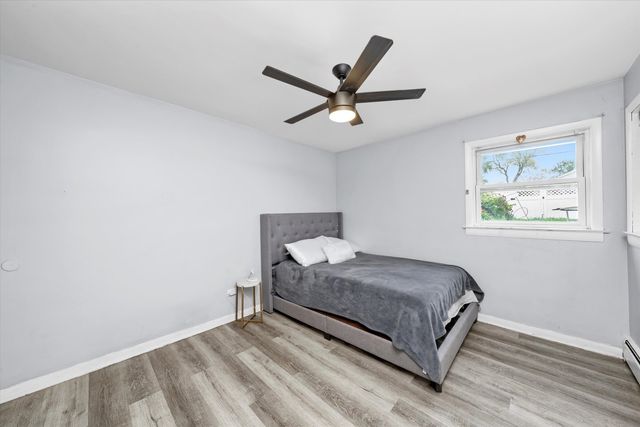 3827 Scoville Avenue, Berwyn, IL 60402