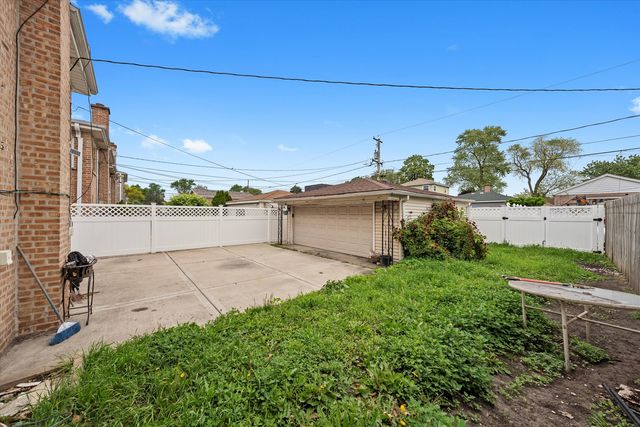 3827 Scoville Avenue, Berwyn, IL 60402