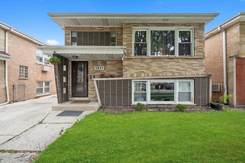 3827 Scoville Avenue, Berwyn, IL 60402