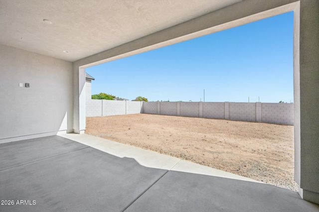 2451 E AQUARIUS Place, Chandler, AZ 85249