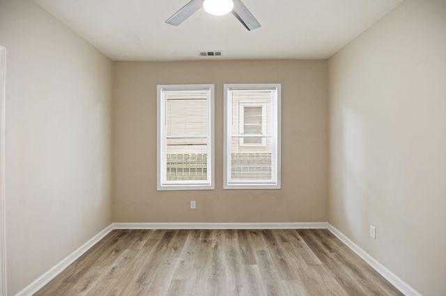 3061 CARNES AVE, Memphis, TN 38111