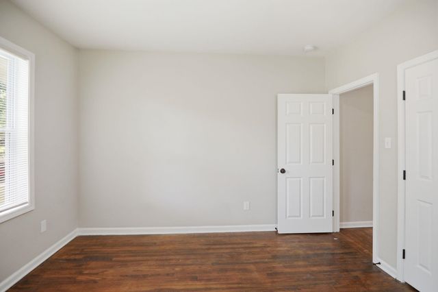 3061 CARNES AVE, Memphis, TN 38111