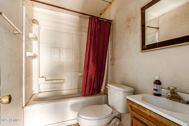 616 W MOBILE Lane, Phoenix, AZ 85041