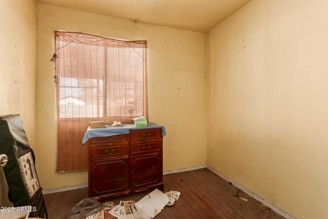 616 W MOBILE Lane, Phoenix, AZ 85041