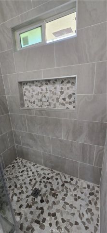 1428 E 54th 2, Los Angeles, CA 90011