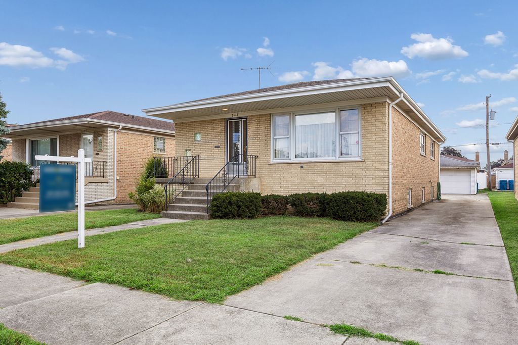 648 Escanaba Avenue, Calumet City, IL 60409 — photo 2