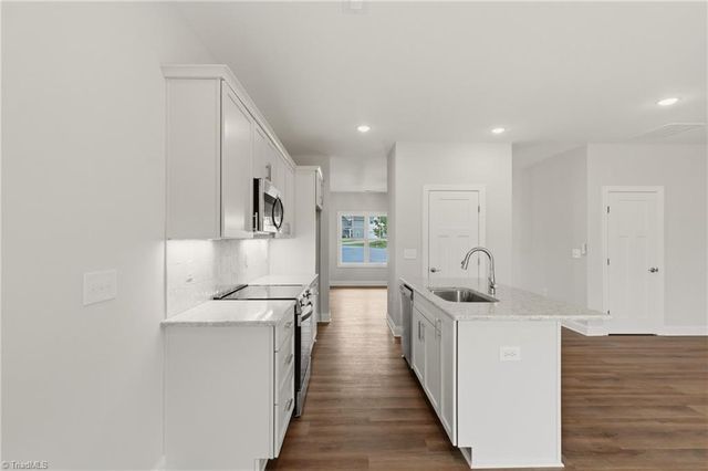 105 Tally Meadow Court, Lexington, NC 27295