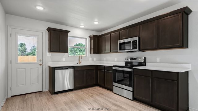 1643 Lucky Street, Bryan, TX 77803