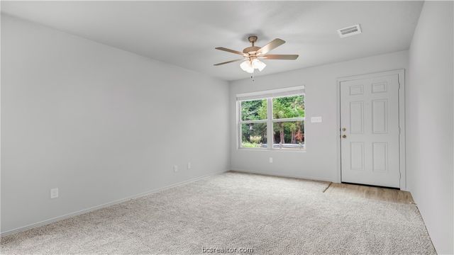 1643 Lucky Street, Bryan, TX 77803