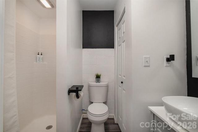 3231 Eastwood Drive, Charlotte, NC 28205