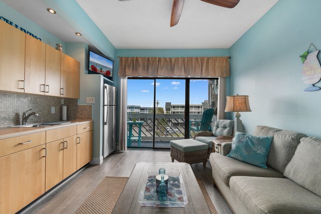 627 N Waccamaw Dr Unit 312, Garden City Beach, SC 29576