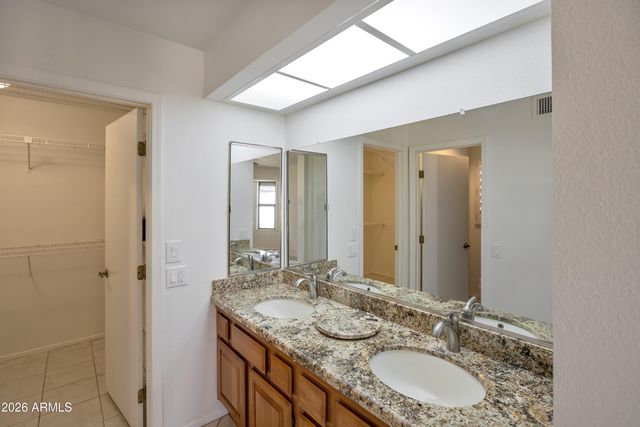 13626 W GABLE HILL Drive, Sun City West, AZ 85375