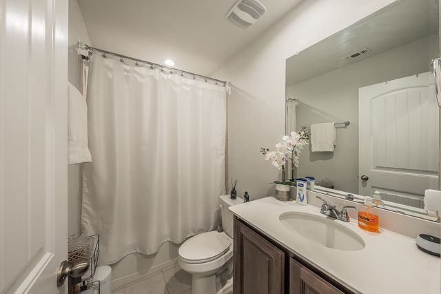 9916 Mescalbean Boulevard, Fort Worth, TX 76036