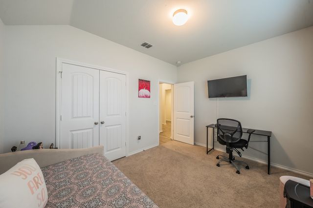 9916 Mescalbean Boulevard, Fort Worth, TX 76036