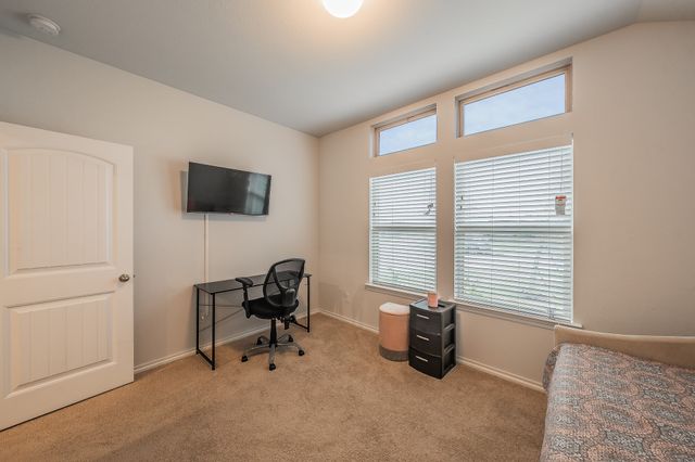 9916 Mescalbean Boulevard, Fort Worth, TX 76036