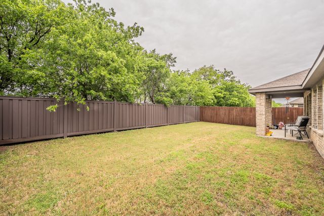 9916 Mescalbean Boulevard, Fort Worth, TX 76036