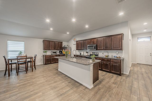 9916 Mescalbean Boulevard, Fort Worth, TX 76036