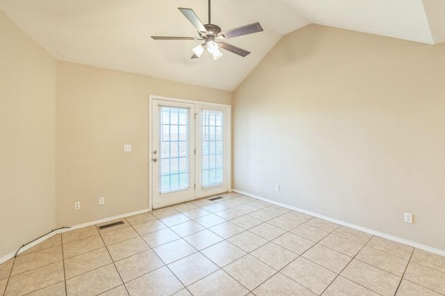 405 West Summit Street, A & B, Aurora, MO 65605