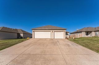 405 West Summit Street, A & B, Aurora, MO 65605