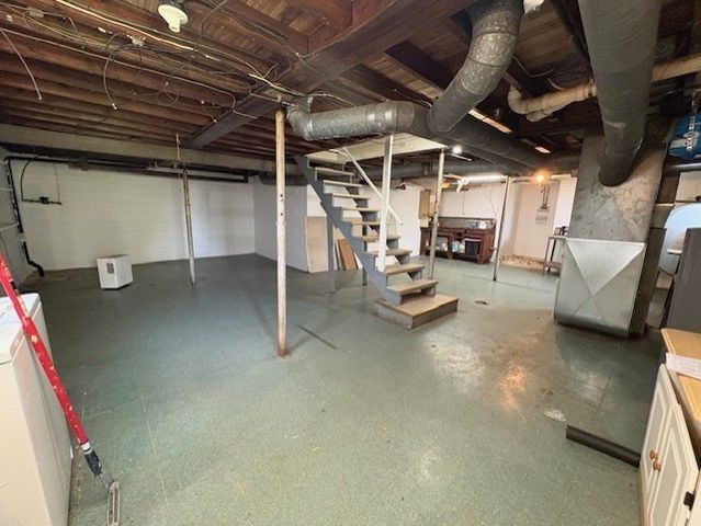 6365 Tuscarawas Rd, Ohioville, PA 15052