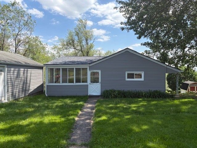 6365 Tuscarawas Rd, Ohioville, PA 15052