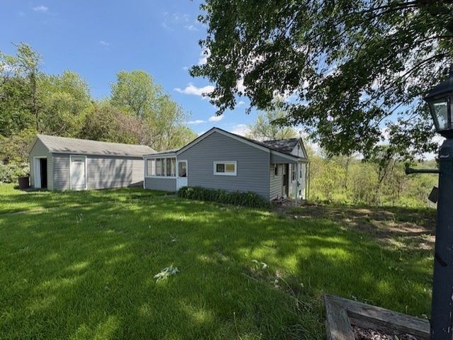 6365 Tuscarawas Rd, Ohioville, PA 15052