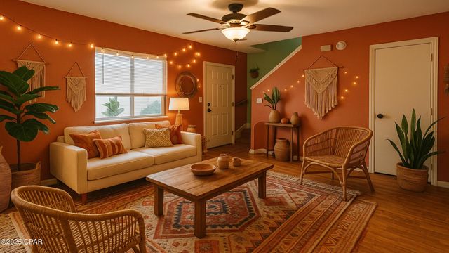 141 W Leslie Lane, Panama City Beach, FL 32407