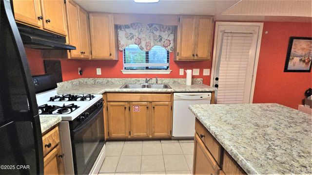 141 W Leslie Lane, Panama City Beach, FL 32407