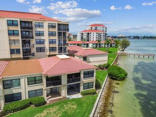 6177 SUN BOULEVARD 109, St Petersburg, FL 33715