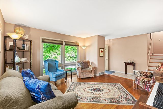 1001 Cummins Parkway, Des Moines, IA 50311