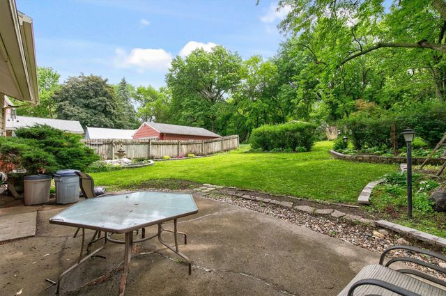 1001 Cummins Parkway, Des Moines, IA 50311