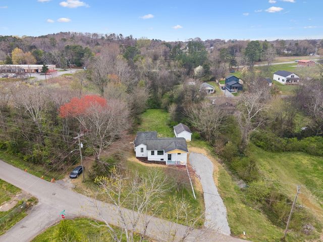 614 Shoemaker Street, Athens, TN 37303