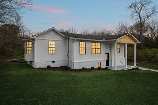 614 Shoemaker Street, Athens, TN 37303