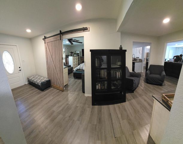 1054 Jay St, Olivehurst, CA 95961