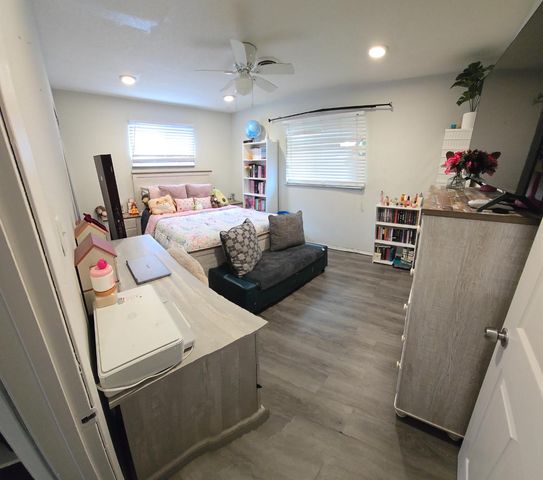 1054 Jay St, Olivehurst, CA 95961